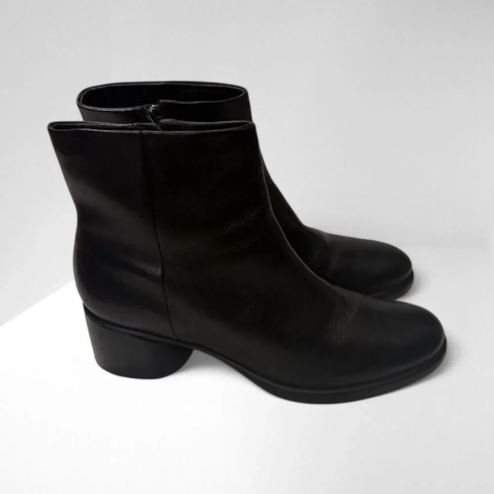 ECCO Sculpted LX 35 - Heeled Black ankle boots, NWOT. Size EU41/US 10-10.5